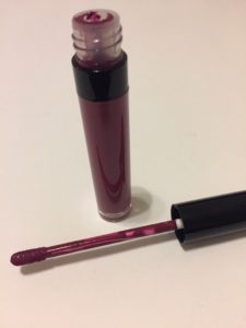 Signature Series (19 Shades) 2 Formulas Liquid Lipstick